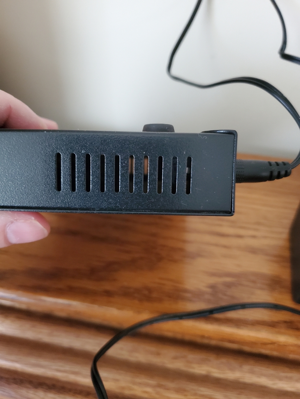 NETGEAR GS308 8-port Gigabit Ethernet unmanaged switch AS IS - Picture 9 of 11